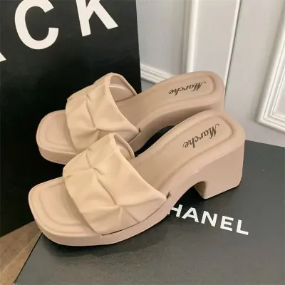 WATERPROOF HIGH HEELS FOR OUTDOOR WEAR